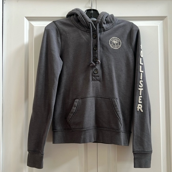 Hollister Women’s Hoodie - Picture 1 of 4